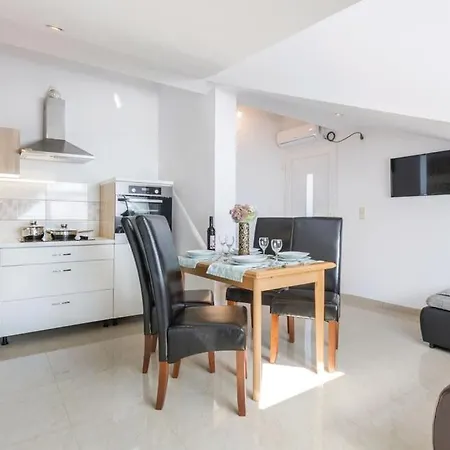 Apartment Istria Peroj