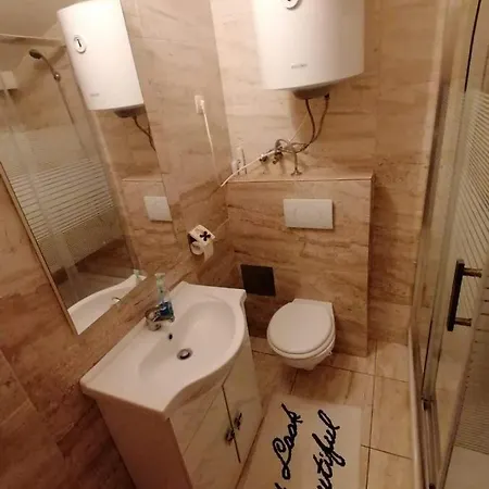 Istria Peroj